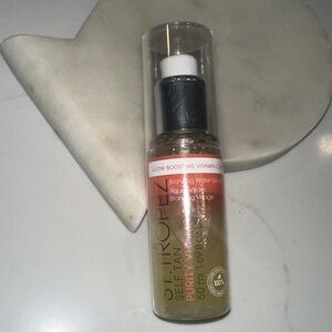 St. Tropez Glow Boosting Bronzing Serum